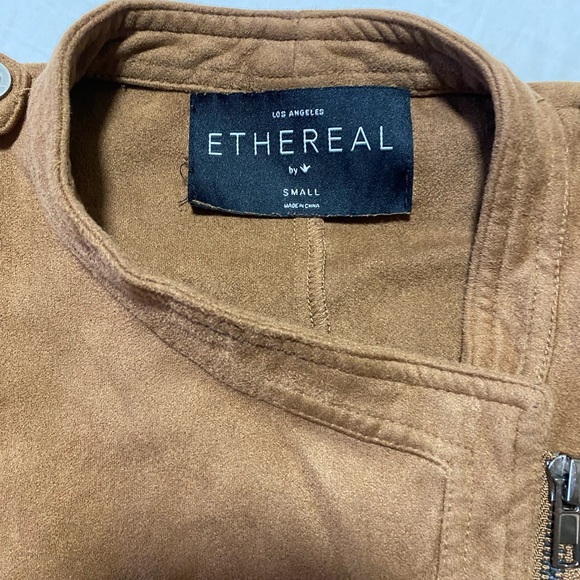 Ethereal Tan Suede-Like zipper side vest size S - Picture 3 of 6